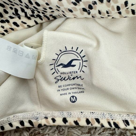 Hollister Swim Animal Print Scoop Neck Ruched Front Pullover Bikini Top - Picture 7 of 8